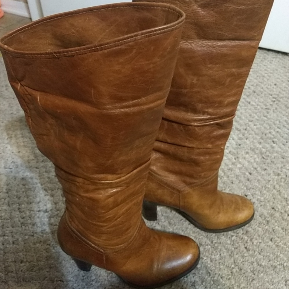Leather boots